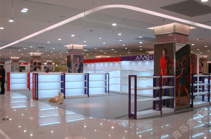 艾米奇鞋類展柜