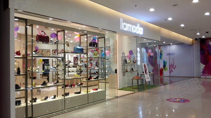 這樣的鞋柜，更凸顯鞋的效果